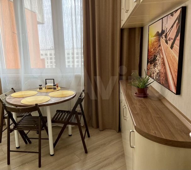 2-к. квартира, 60 м², 17/25 эт.