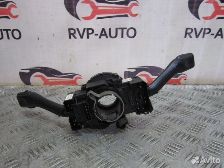 Переключатель подрулевой Skoda Octavia 1997-2000