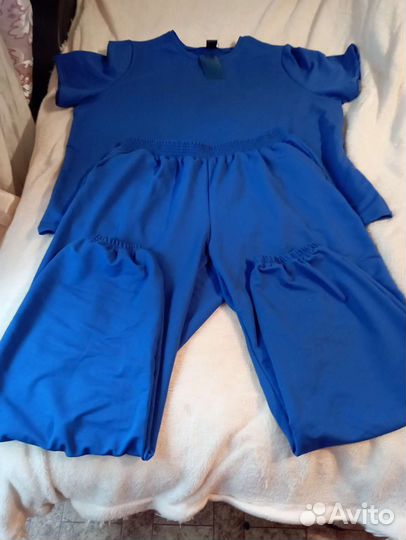 Спортивный костюм женский