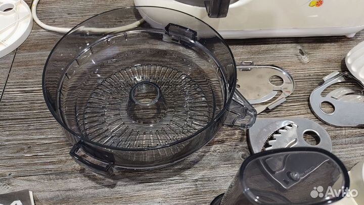 Кухонный комбайн Sanyo эда кп1581е