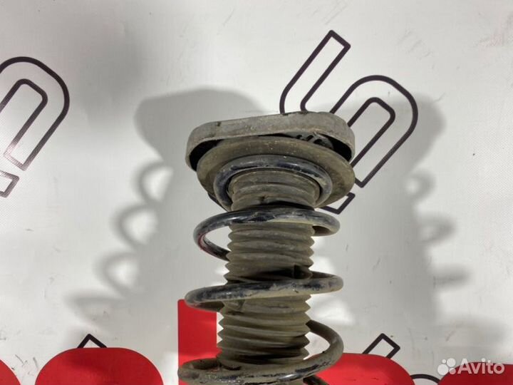 Амортизатор передний правый Mercedes-Benz E-Class