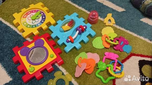 Игрушки для малышей бу