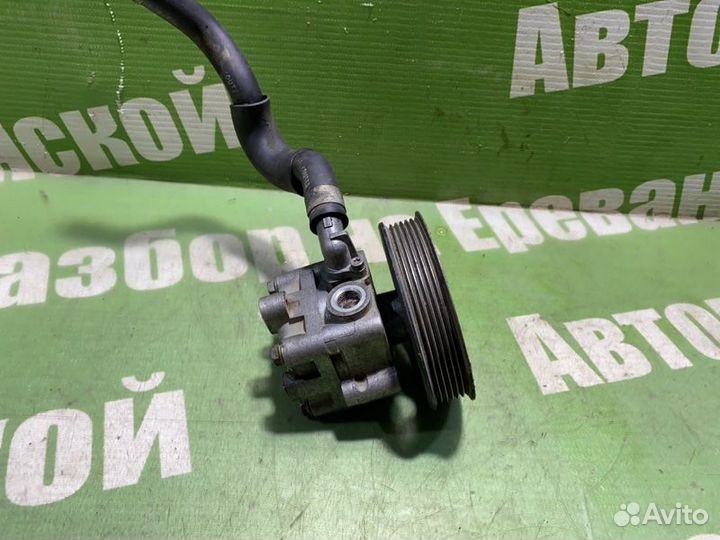 Насос гидроусилителя руля Nissan Primera TP12