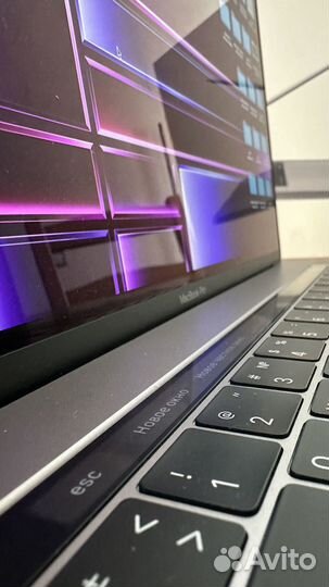 Macbook pro 15 2019 i9 32gb 1tb