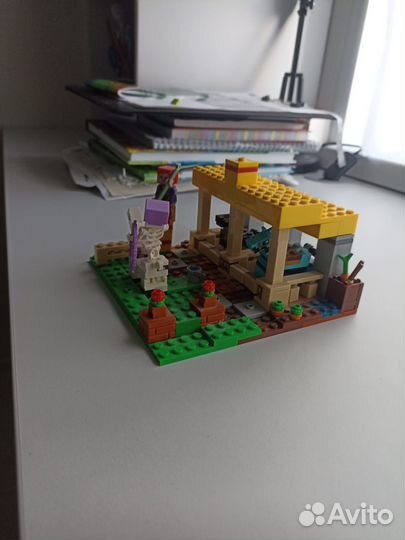 Lego minecraft Конюшня (оригинал)