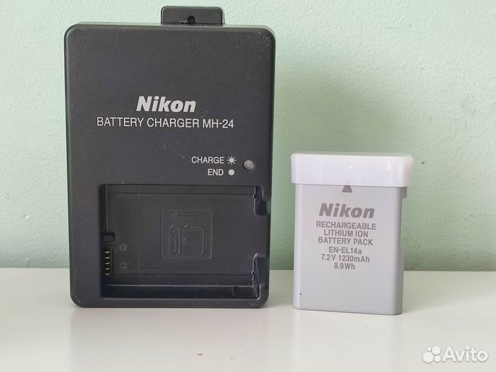 Зарядное устройство Nikon MH-24 для Nikon EN-EL14