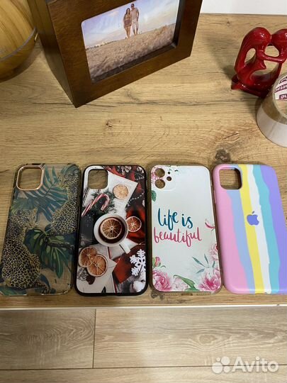 Продам чехлы на iPhone 11