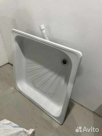 Душевой поддон бу