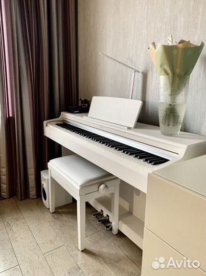 Педагог по фортепиано, вокалу, сольфеджио