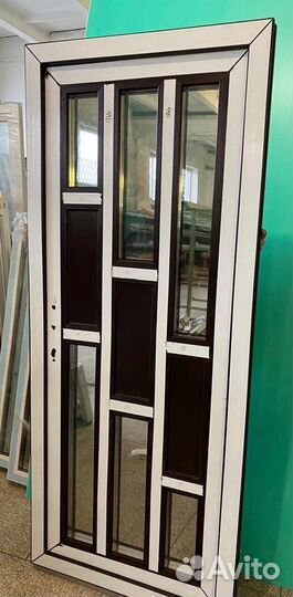 Дверь пластиковая