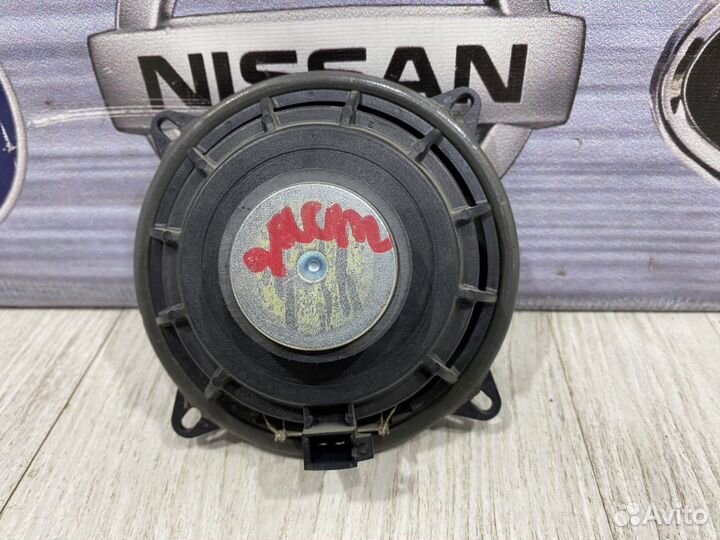 Динамик Аудиоколонка Renault duster Лев, Прав