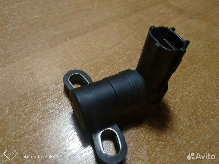 Датчик положения коленвала Mazda ford 1S7F-GC315AD