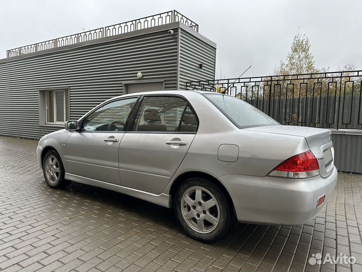 Mitsubishi Lancer 1.6 МТ, 2004, 200 000 км