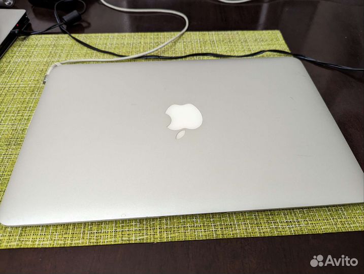 Apple MacBook Air 11 mid 2010