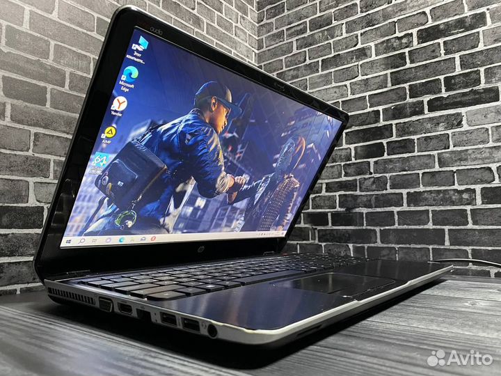 Игровой ноутбук HP i5/8Gb/2видеокарты/240SSD