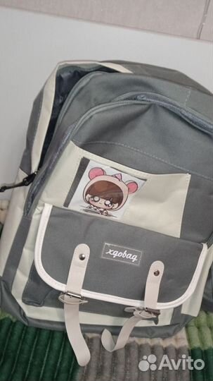 Новые рюкзак и пенал школьный