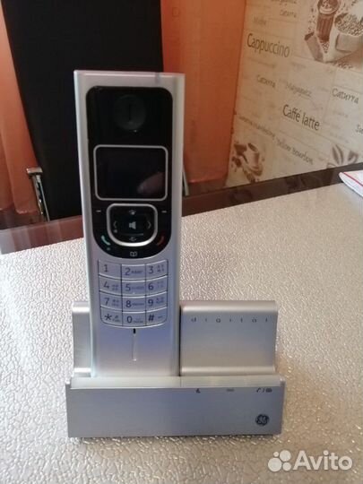 Радиотелефон