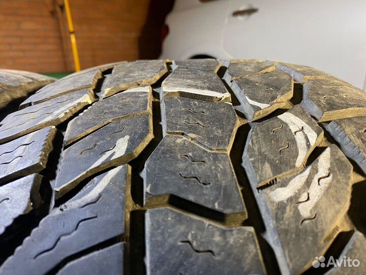 Cooper Discoverer A/T3 275/65 R18 116T