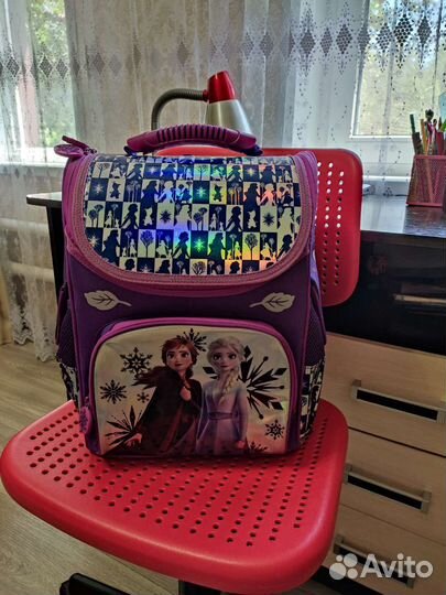 Школьный ранец