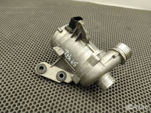 Помпа Bmw 320I E90 LCI N43B20A 2.0 2011