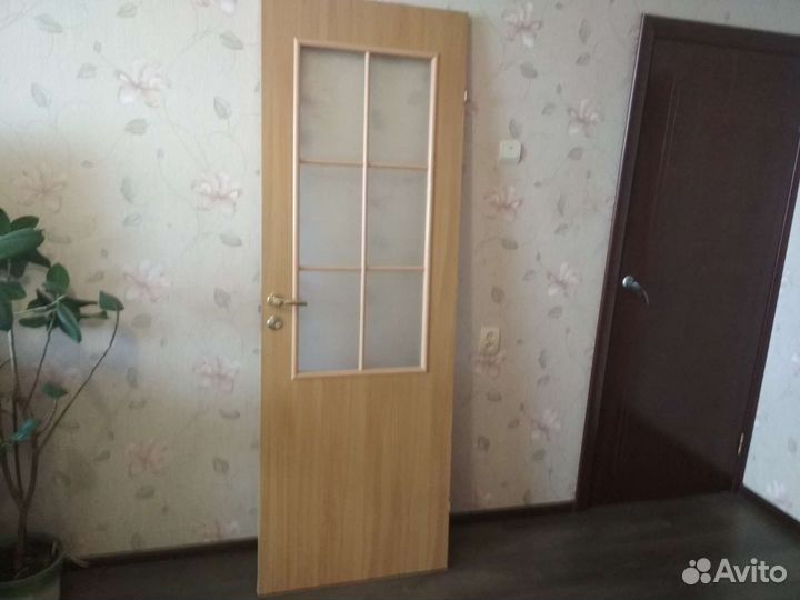 Дверь межкухонная стеклом бу