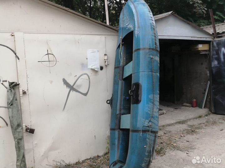 Надувная лодка