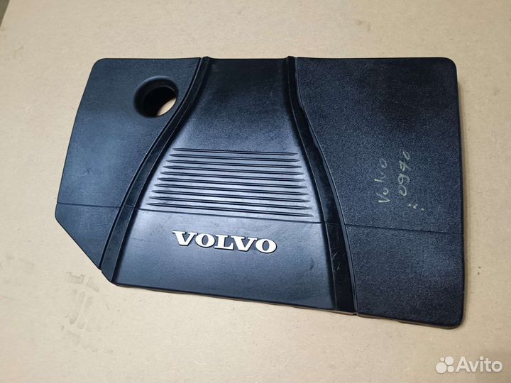 Накладка мотора Volvo V50 S40 1,8