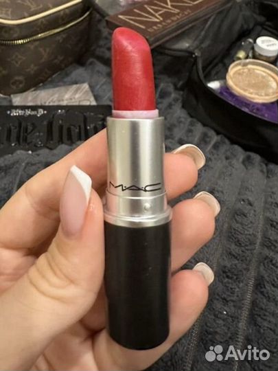 MAC candy cane красная помада
