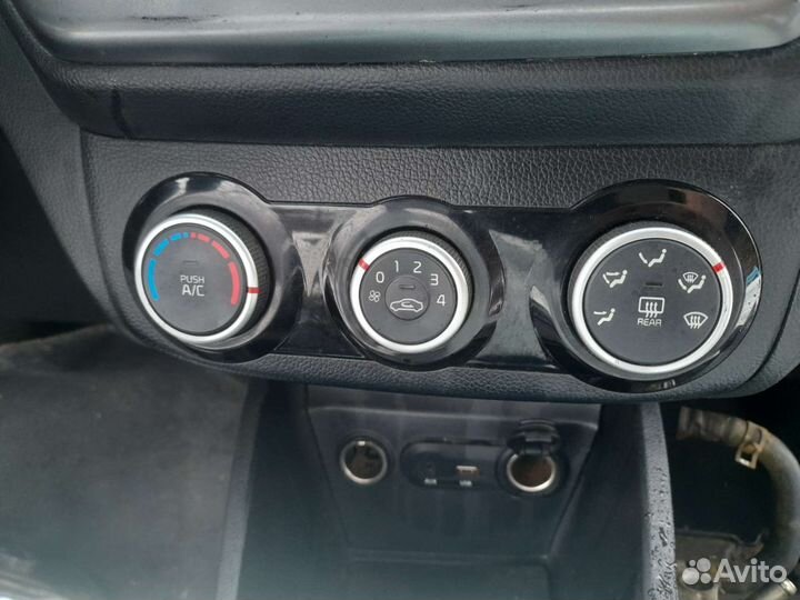 Блок управления климатом печки рио 3 рест