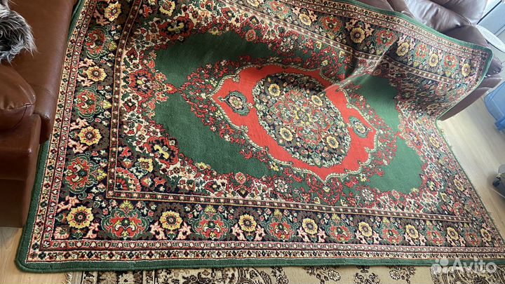 Ковер шерстяной