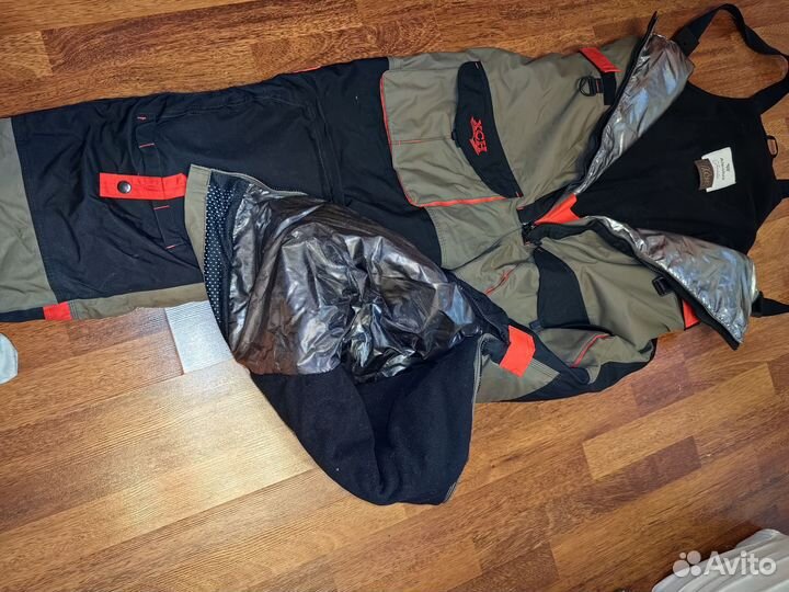 Костюм-поплавок для зимней рыбалки