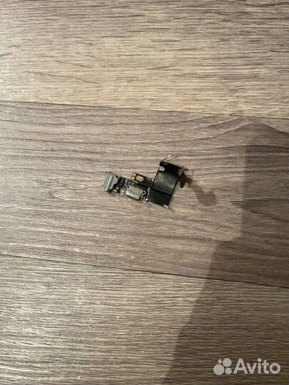 Плата зарядки iPhone 6