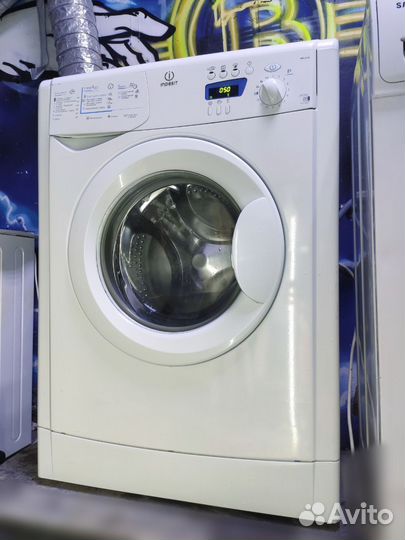 Стиральная машина Индезит узкая с дисплеем