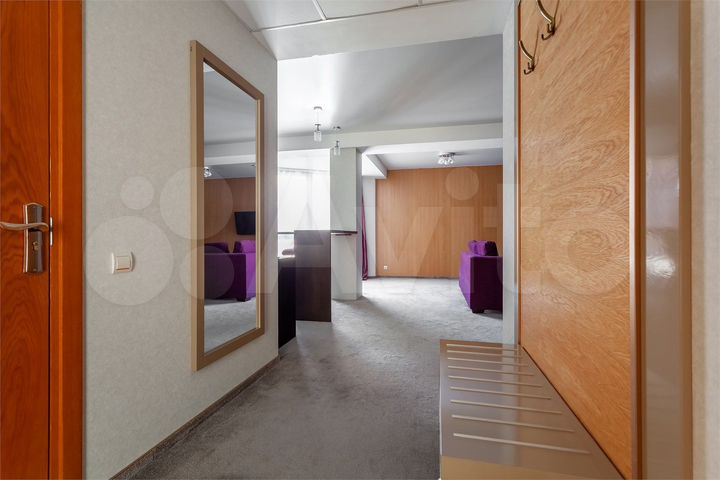 Комната 56 м², 1/5 эт.