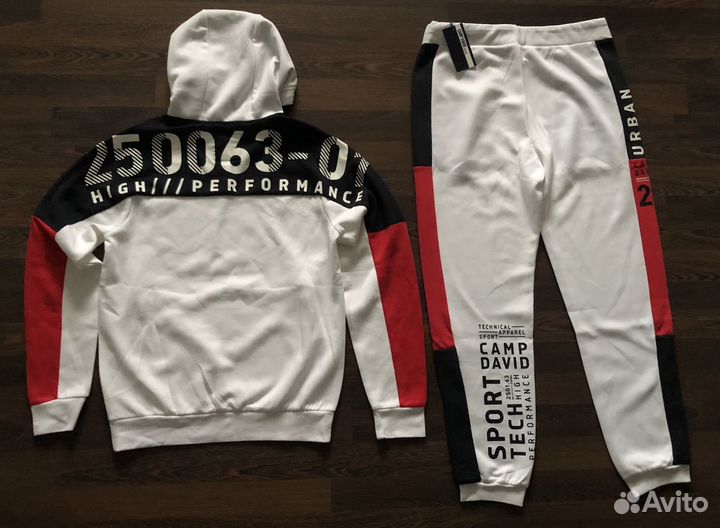 Костюм camp david M