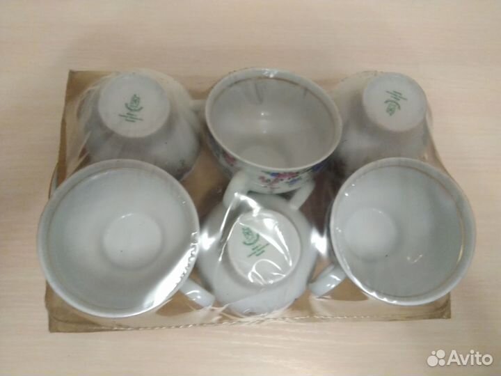 Сервиз столовый-чайный из советских времен