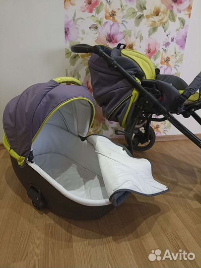 Tuttis Kоляска 3 в 1