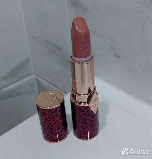 Charlotte tilbury помада