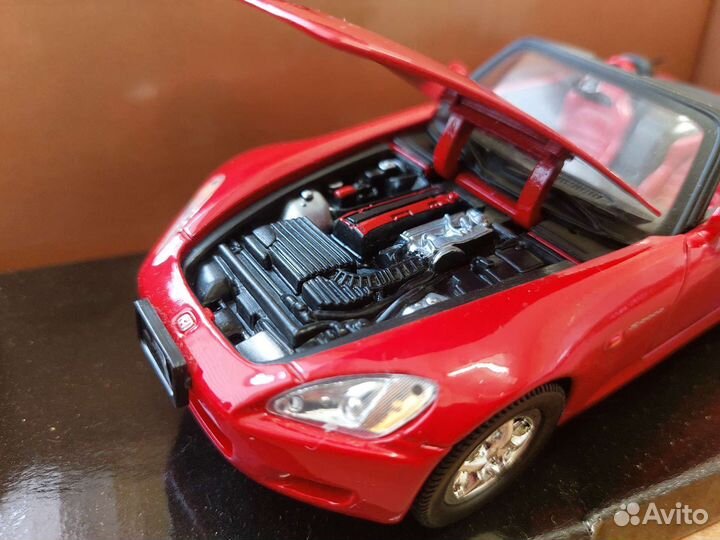 Модель автомобиля Honda S2000 1:24
