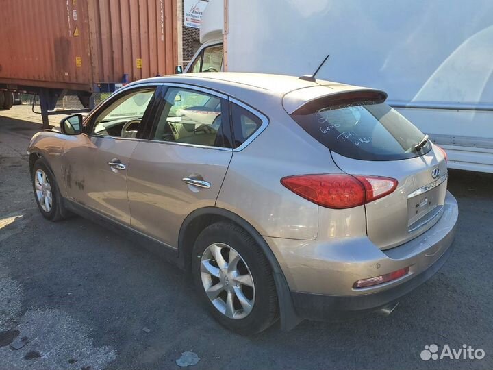 Разбор на запчасти Infiniti EX35
