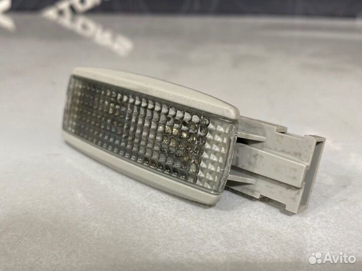 Плафон салона Volkswagen Passat Variant B5 AMX