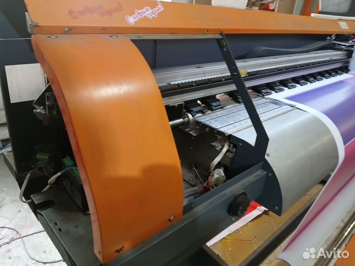 Широкоформатный принтер