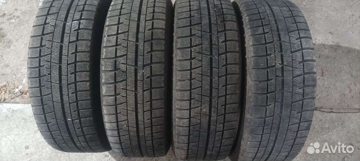 Yokohama Ice Guard IG50+ 215/55 R17 94Q