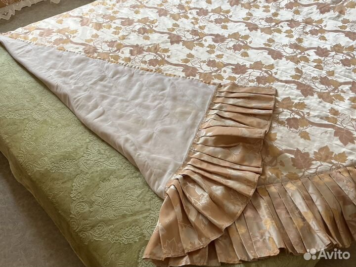 Покрывало на 2 х спальную кровать