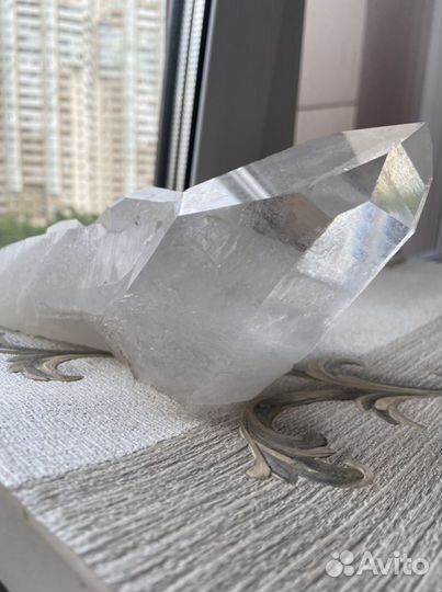 Минералы друзы горный хрусталь лабрадор гранат