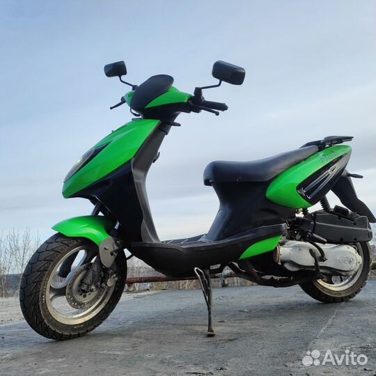 Скутер 150куб