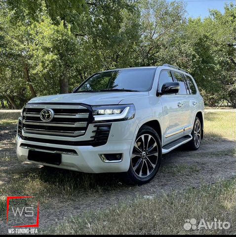 Рестайлинговый комплект Toyota LC 200 в LC 300 F15