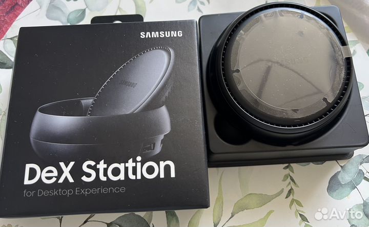 Док станция samsung EE- MG950