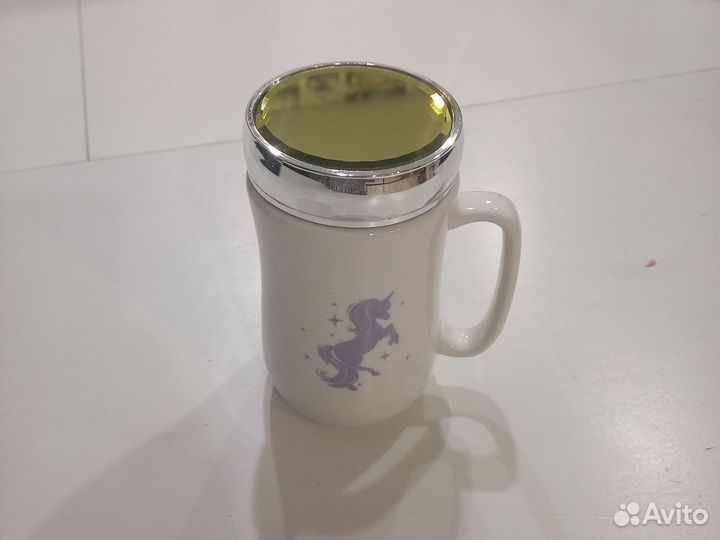 Керамическая кружка с крышкой