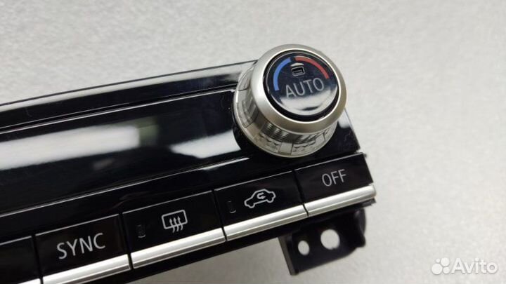 Блок управления климатом Mitsubishi Outlander GF2W